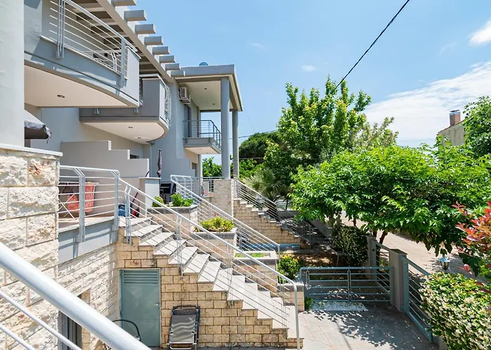 Majestic By Travel Pro Services - Halkidiki نيكيتي